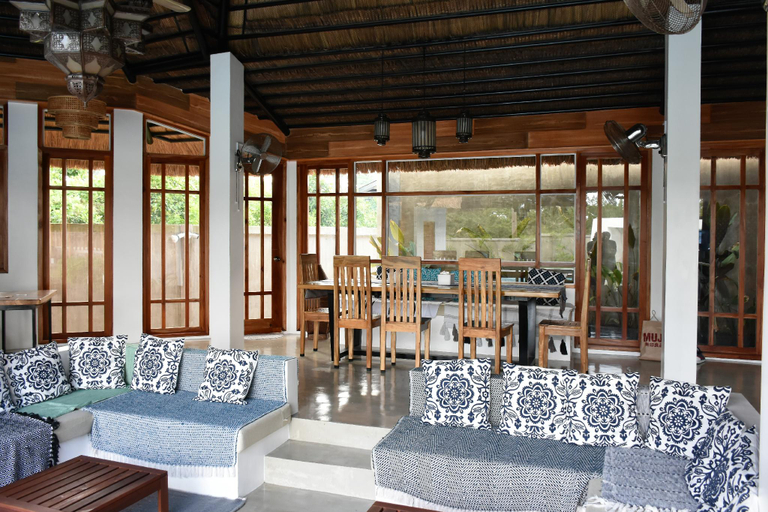 Others 4, Balai Cinta, Panglao