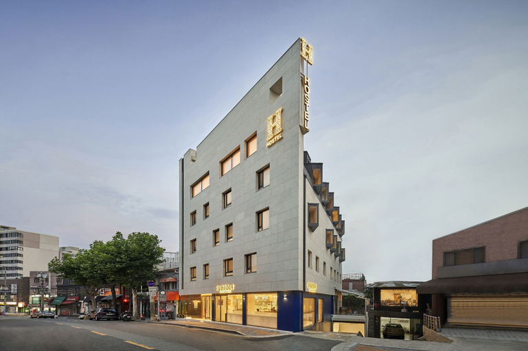 Exterior & Views 2, H HOSTEL Itaewon, Yongsan