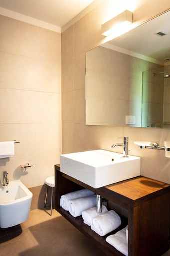 Bathroom 5, Sweet Hotel, Vicenza