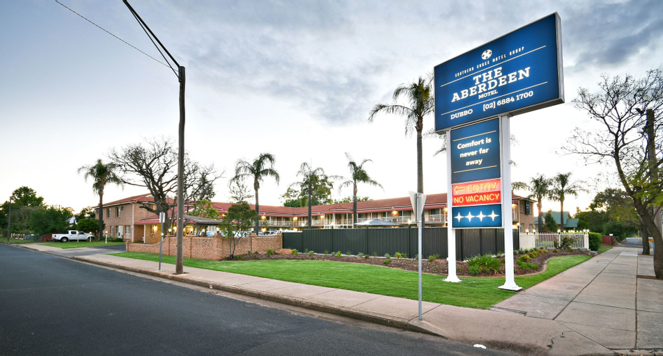 Exterior & Views 6