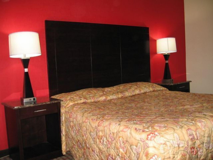 Bedroom 2, Townhouse Inn & Suites, Bergen