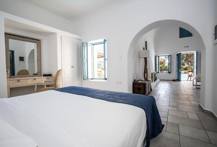 Bedroom 3, Black Rose Suites, South Aegean