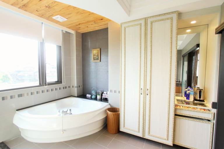 Bathroom 5, Hualien Flora B&B, Hualien