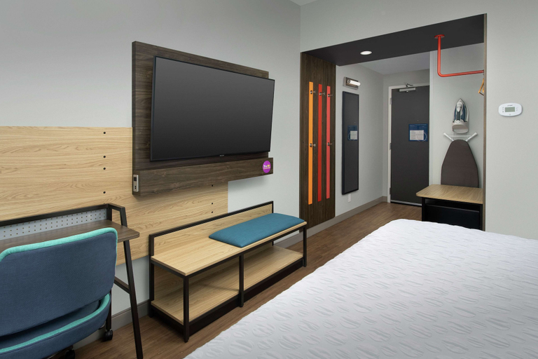 Bedroom 3, Tru by Hilton Lake City, Columbia