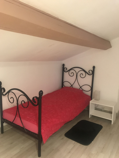 Bedroom 5, Maison des Ingénieurs, Gard