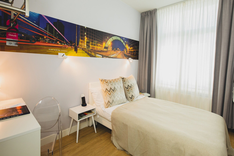 Bedroom 2, Stadsvilla Hotel Mozaic Den Haag, The Hague