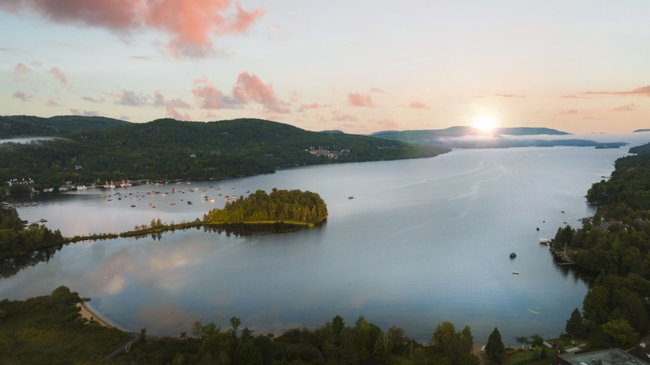 Others 5, Snohaus Chalets, Les Laurentides