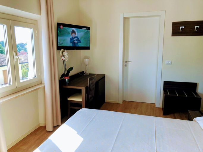 Bedroom 2, Hotel Belvedere, Pisa