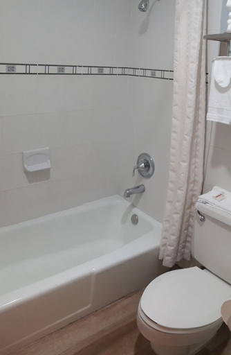 Bedroom 4, Super 8 by Wyndham Florida City/Gateway to Keys/Everglades, Miami-Dade