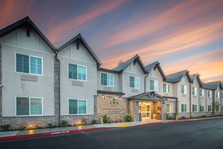 Exterior & Views 2, Aristocrat Hotel, BW Signature Collection, San Mateo