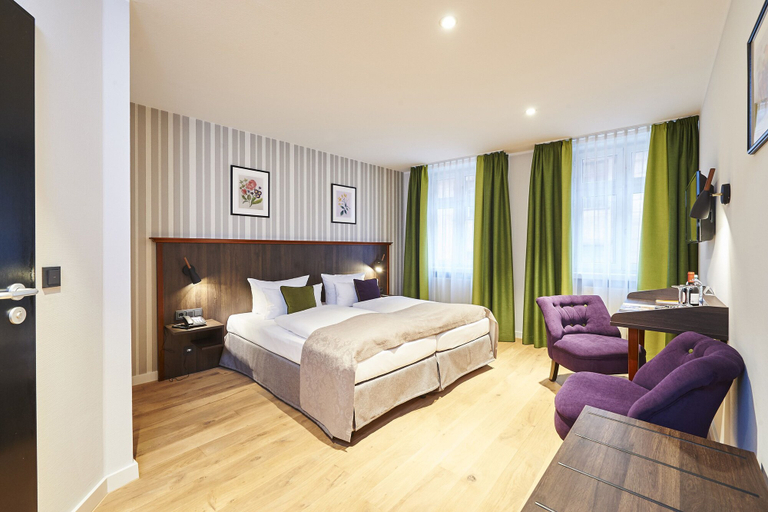 Bedroom 4, Hotel Hauser, Nürnberg