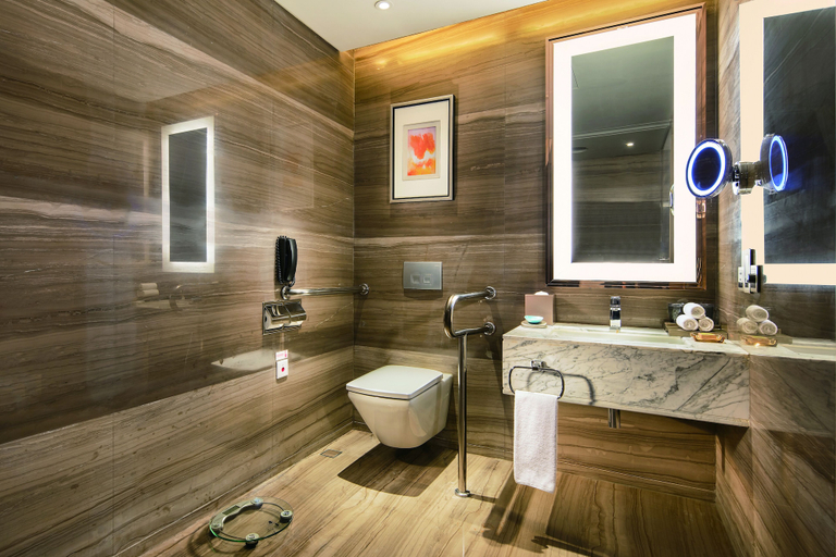 Bathroom 5, Hilton Chengdu, Chengdu