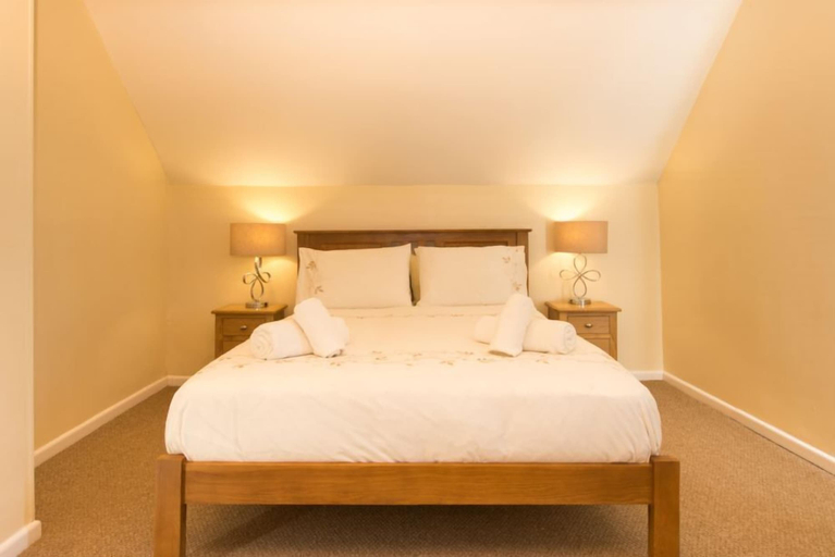 Bedroom, Mallow Cottage, Dorset