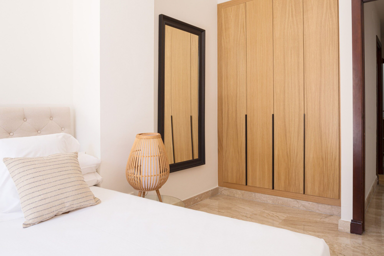 Bedroom 3, Puerta Catedral Apartments, Sevilla