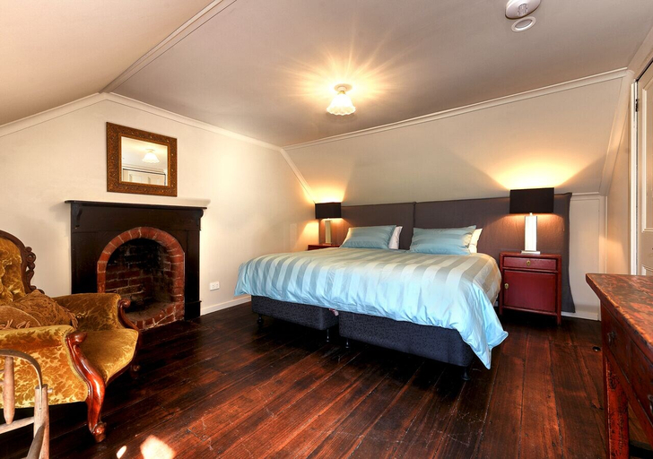 Bedroom 2, Ventnor Guest House, Kingborough