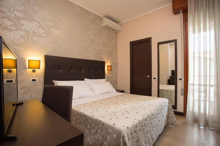Bedroom 3, Hotel Lalla Beauty & Relax, Forli' - Cesena