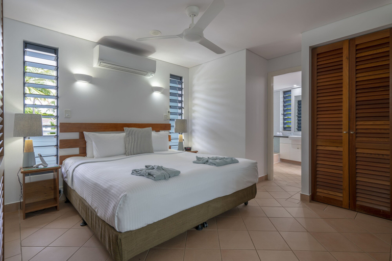 Bedroom 3, Port Douglas Peninsula Boutique Hotel - Adults Only Haven, Douglas