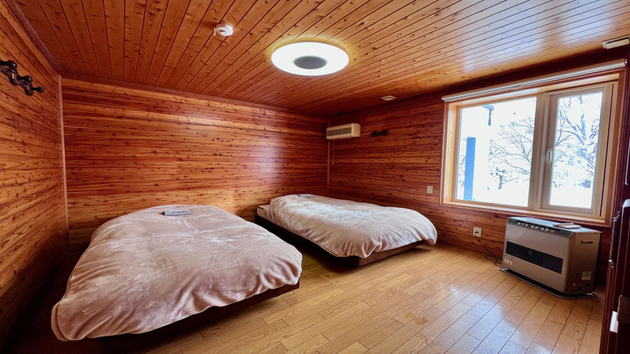 Bedroom 3, Yellow House by Lake Toya, Tōyako