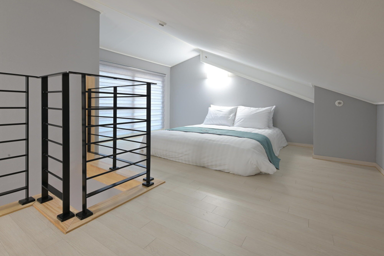 Bedroom 2, BayOne Park, Yeosu