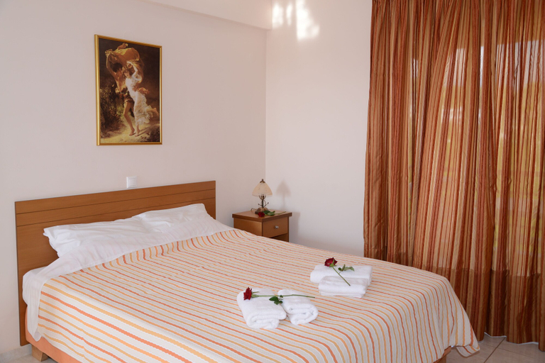 Bedroom 3, Maria's Filoxenia Suites, Peloponnese