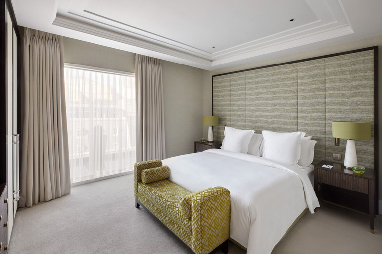 Bedroom 4, Four Seasons Hotel London at Tower Bridge, London