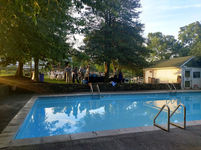 Sport & Beauty 5, Briar Patch Bed & Breakfast Inn, Loudoun