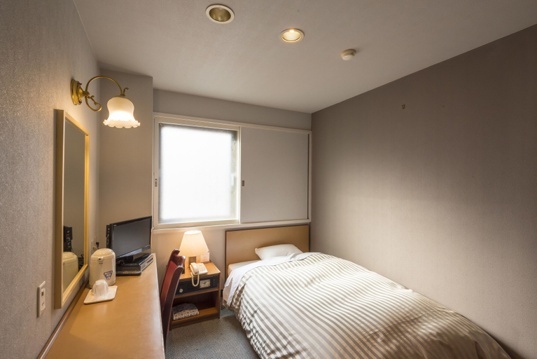 Bedroom 4, Oka Hotel, Kanazawa