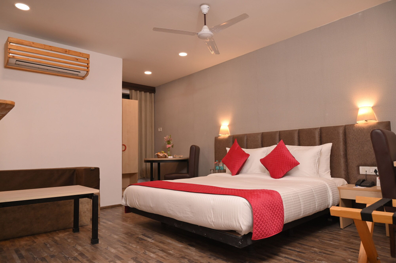 Bedroom 2, Ayaan Lords Inn Noida, Gautam Buddha Nagar