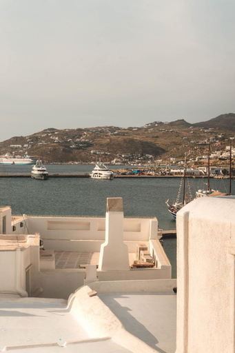 Others 3, Roofs of Chora, Town House with Rooftop Pool, South Aegean