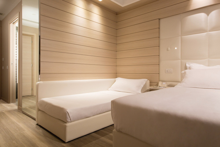 Bedroom 3, Almar Lido Jesolo Resort & Spa, Venezia