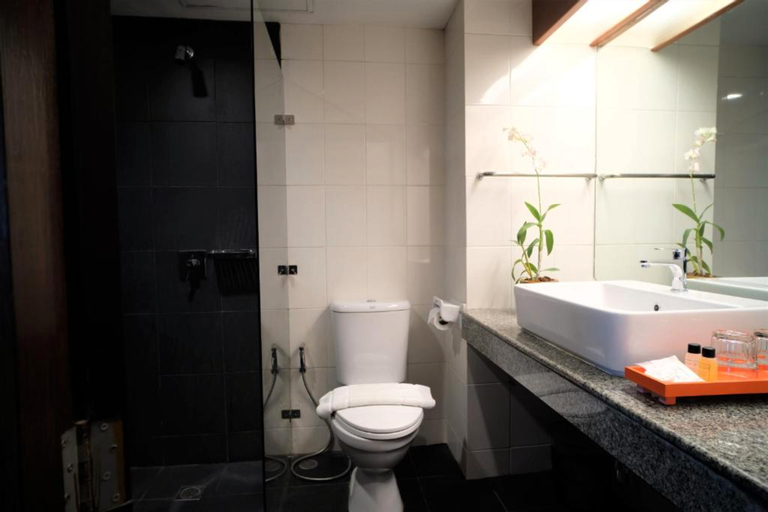 Bathroom 3