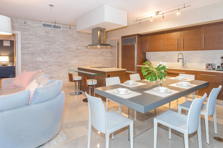 Dining Room 6