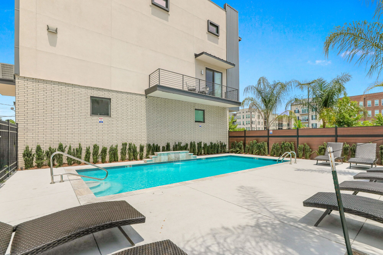 Sport & Beauty 5, Private Bienville Villas by Hosteeva, Orleans