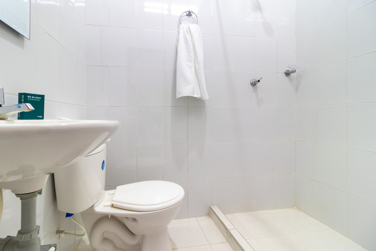 Bathroom 4, Ayenda Oporto Suites, San José de Cúcuta