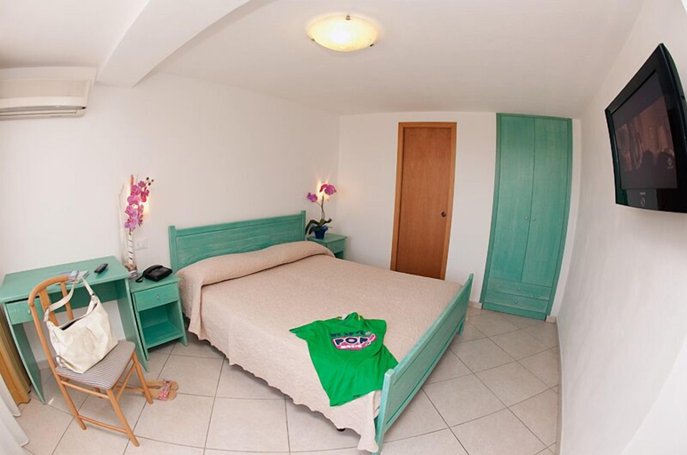 Bedroom 4, Hotel Lo Scirocco, Livorno