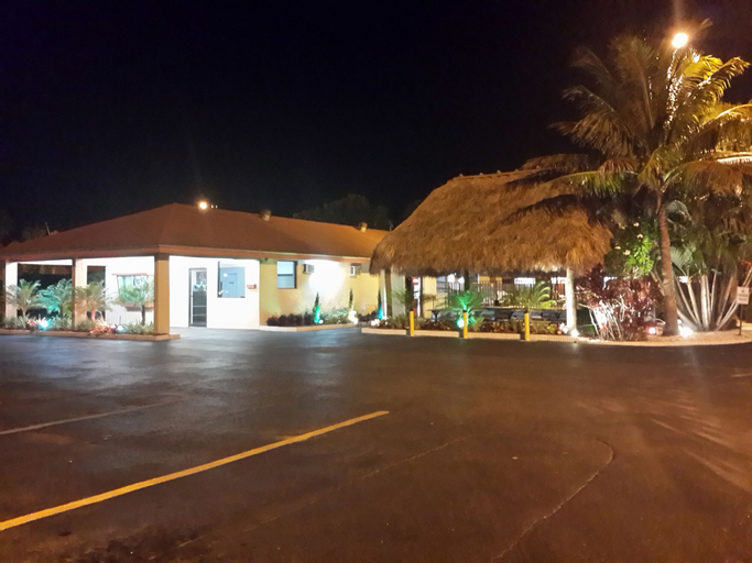 Exterior & Views 2, Super 8 by Wyndham Florida City/Gateway to Keys/Everglades, Miami-Dade