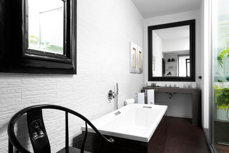 Bathroom 5, Pulitzer, Barcelona