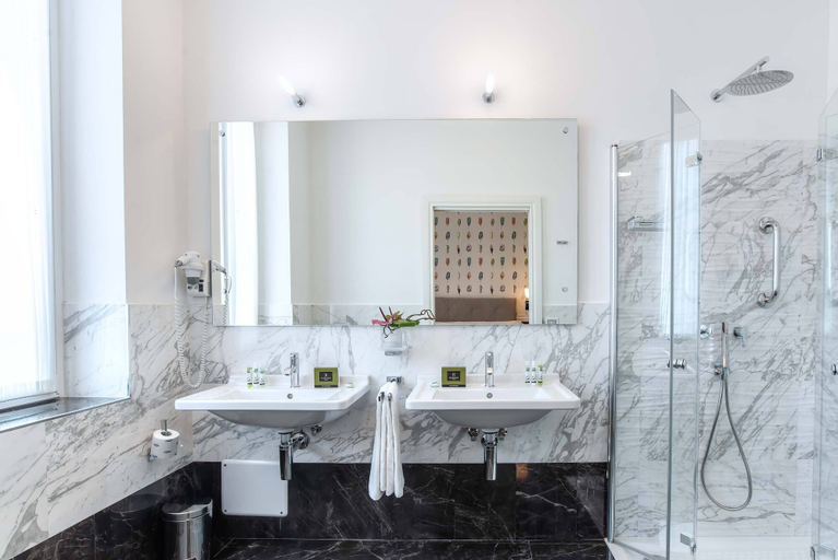 Bathroom 4, Damaso Hotel, Rome