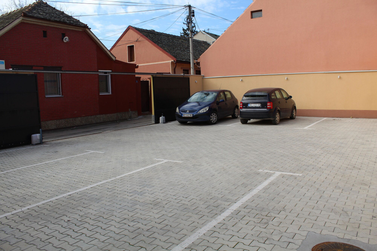 Exterior & Views 2, Garni Hotel 11Tica DM, Novi Sad