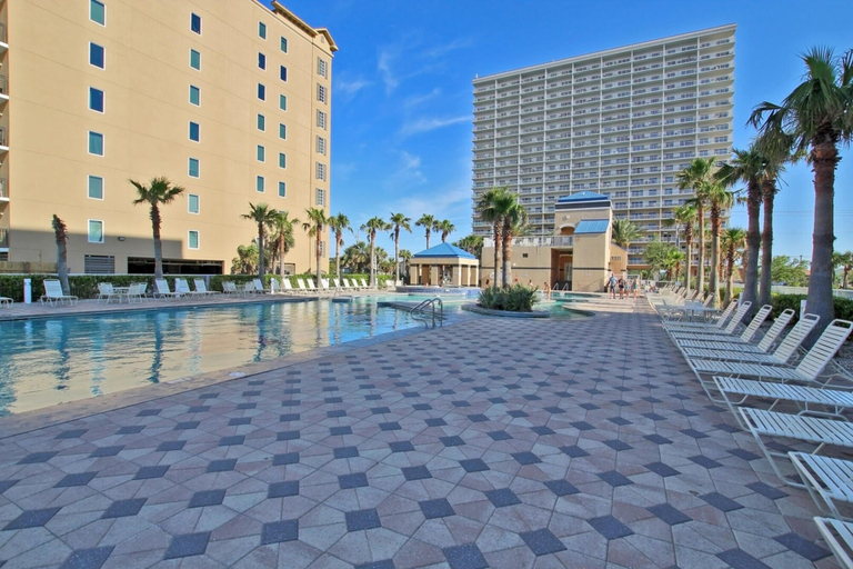 Exterior & Views 2, Crystal Tower 1507, Baldwin
