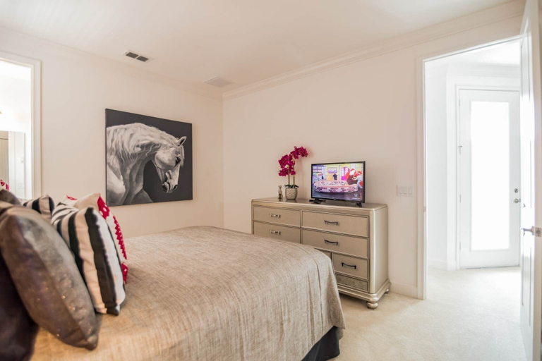 Bedroom 4, Reunion by PRP, Osceola