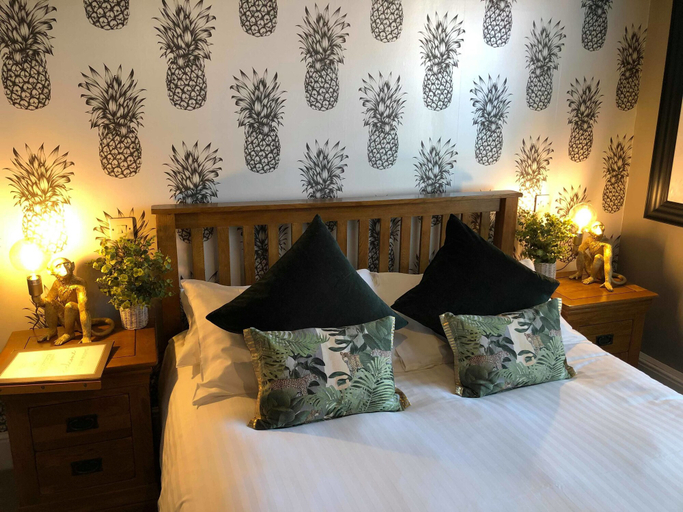 Bedroom 3, The Wheatsheaf Inn, Nottinghamshire