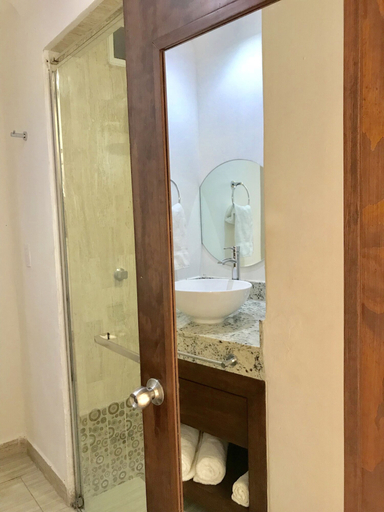 Bathroom 4, Ocean View Apartments – Delicia, Benito Juárez