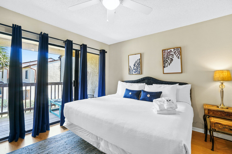 Bedroom 1, Beachwalk Resort by Panhandle Getaways, Bay