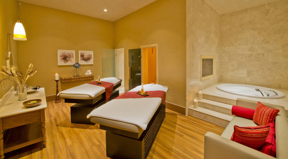 Bedroom 4, Titanic Deluxe Lara - All inclusive, Antalya