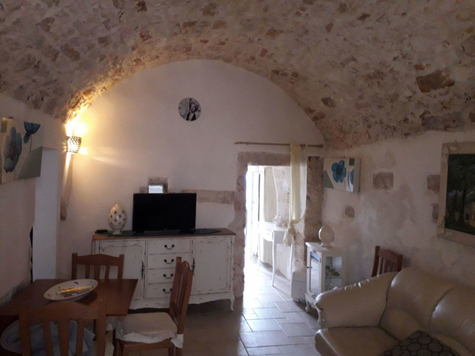 Living area 4, Clemente Apartment, Brindisi