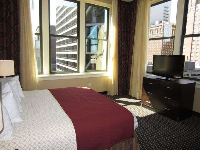 Bedroom 3, Embassy Suites by Hilton St. Louis Downtown, Saint Louis