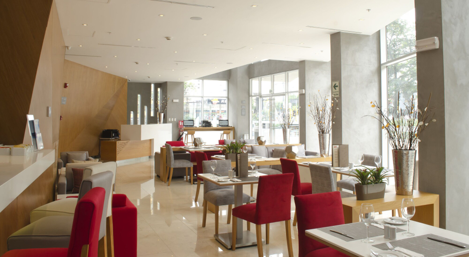 Food & Drinks 5, Ramada Encore by Wyndham Lima San Isidro, Lima