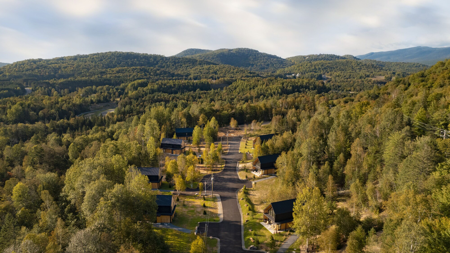 Others 4, Snohaus Chalets, Les Laurentides