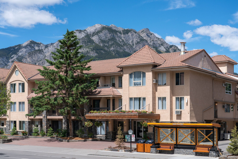 Exterior & Views 2, Red Carpet Inn, Division No. 15